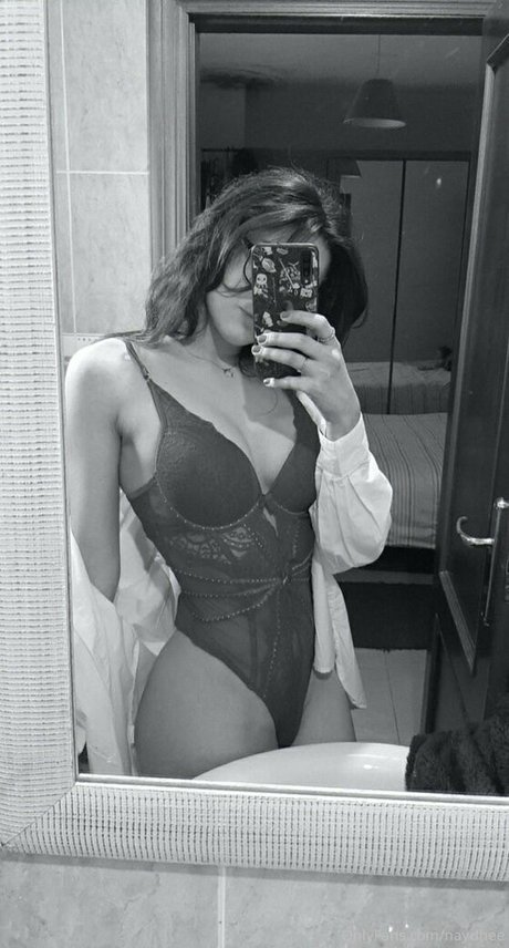 Naydhee beautiful star archive