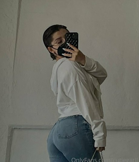 Mariana Castro model pretty archive