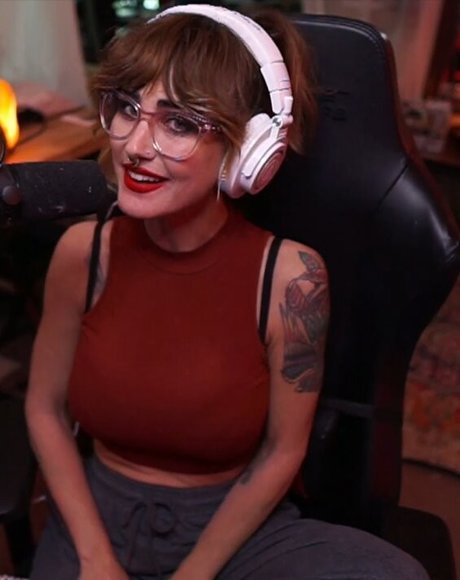 chubby kitty onlyfans nude photos