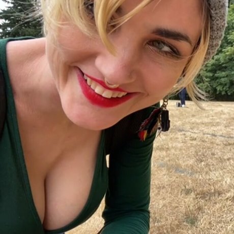 hairy legs onlyfans free nude pictures