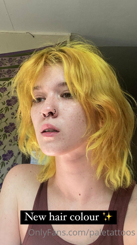 Pale Tattoos star high quality pic