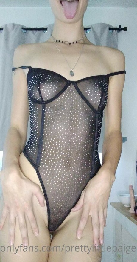 Pretty Little Paige porn star pic