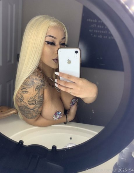 snowthadon model nudes photo