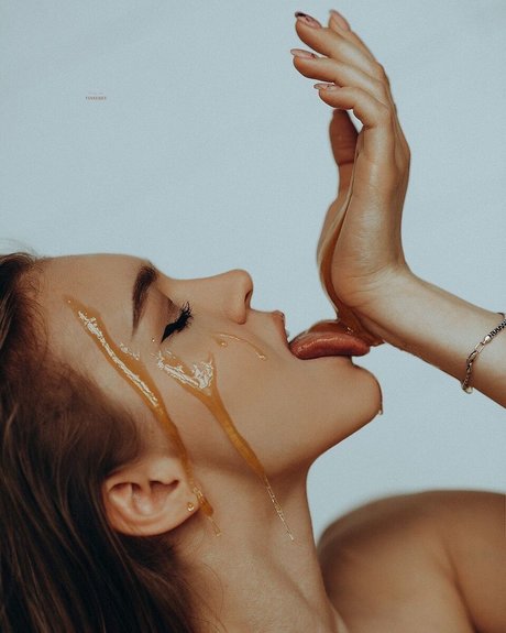 british blonde onlyfans hot nude images