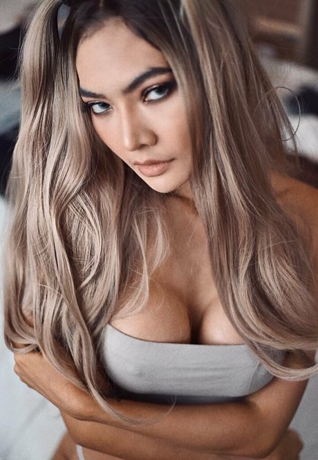 asian tattoos onlyfans pornos pic