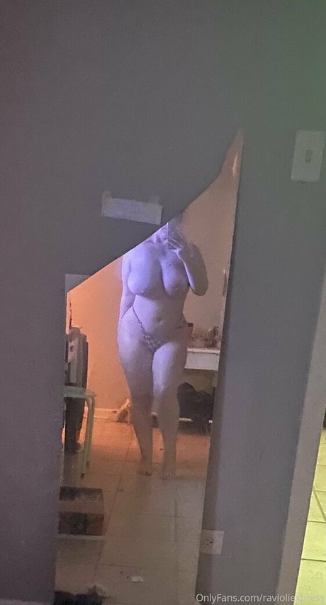 ravioliexpress adult model picture