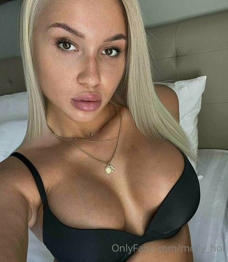 molly hot model pretty gallery
