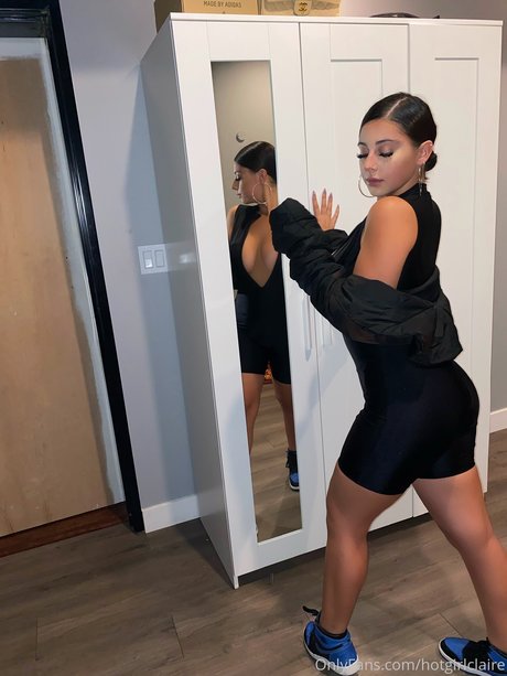 Submissive Skylar pornstar sexy archive