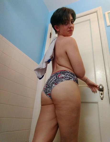 Dami Slaughter_ star art pic