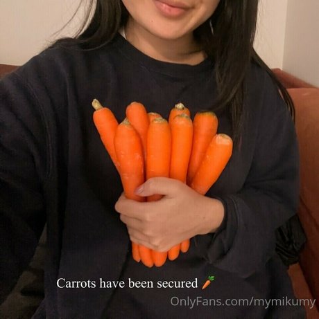 Miku mymikumy pornstar top pic