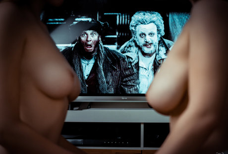 julia kussi pornstar nude gallery