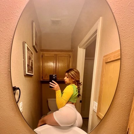 Baby Des erotic star gallery