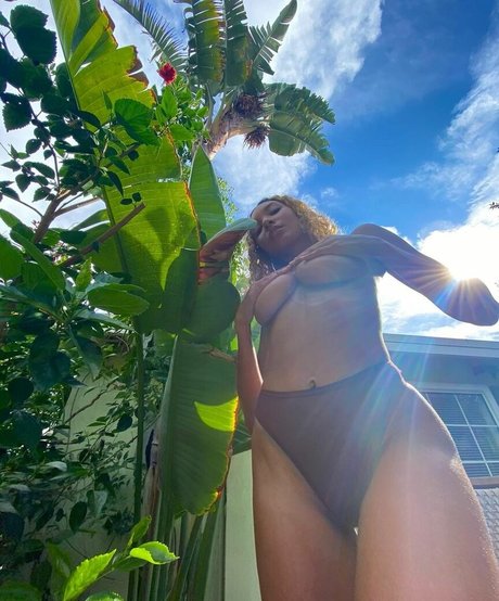 KVLCV exclusive pornstar galleries