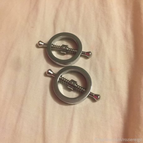 Rozie Reign XXX sex model pics