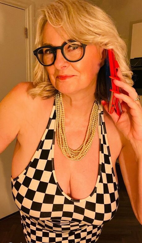 CourtesanAnna free star picture