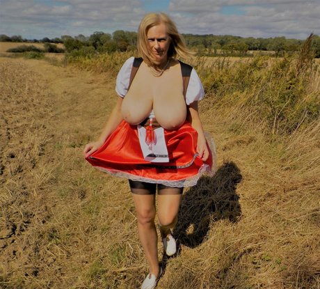 CourtesanAnna beautiful star galleries