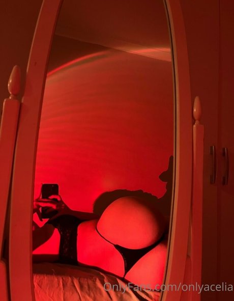 onlyacelia model pornographic galleries
