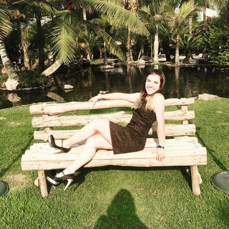 Tania Ivette_ naked actress pic