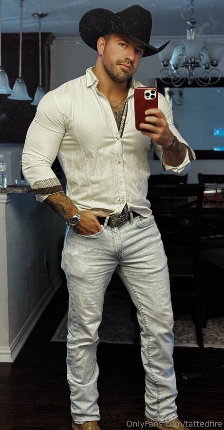 Tattedfire nice model photo