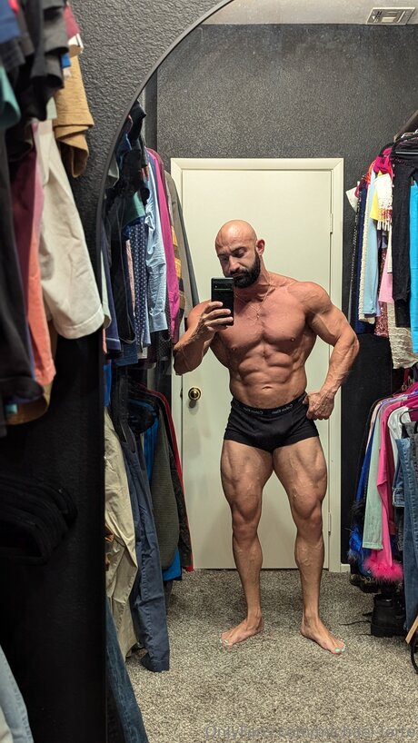 Michael Forte art model photo