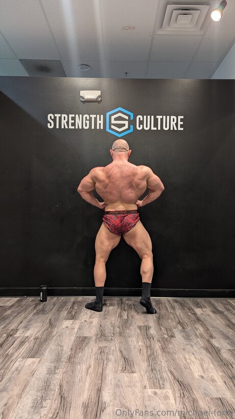 Michael Forte model exclusive picture