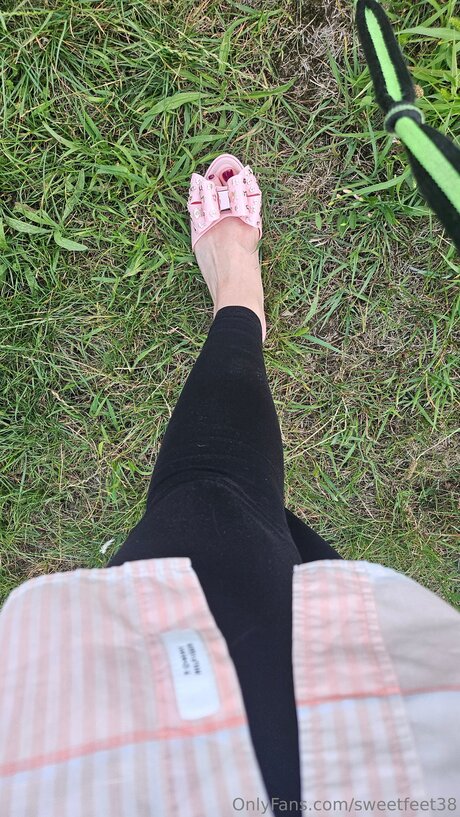 Sweetfeet38 pretty pornstar photos