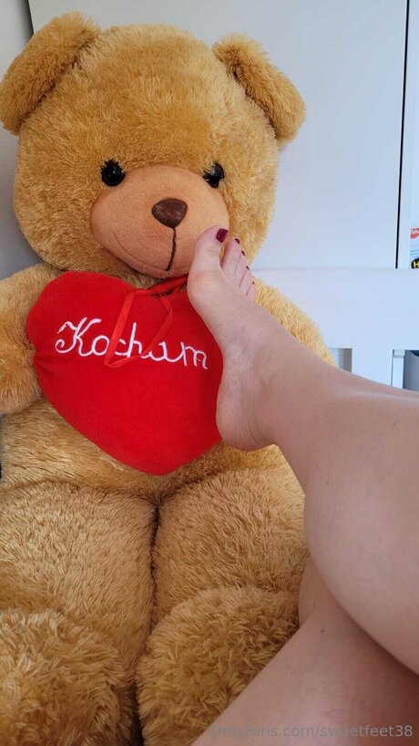 Sweetfeet38 art actress galleries