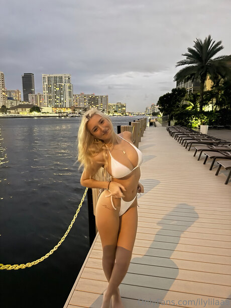 Ilylilaaa adult actress picture