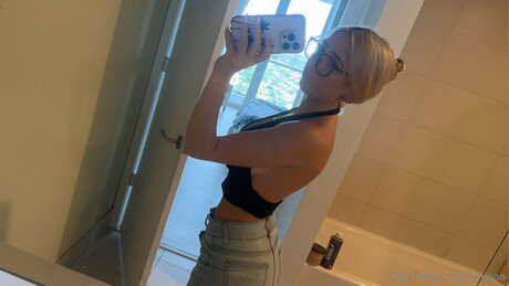 Ilylilaaa free star gallery