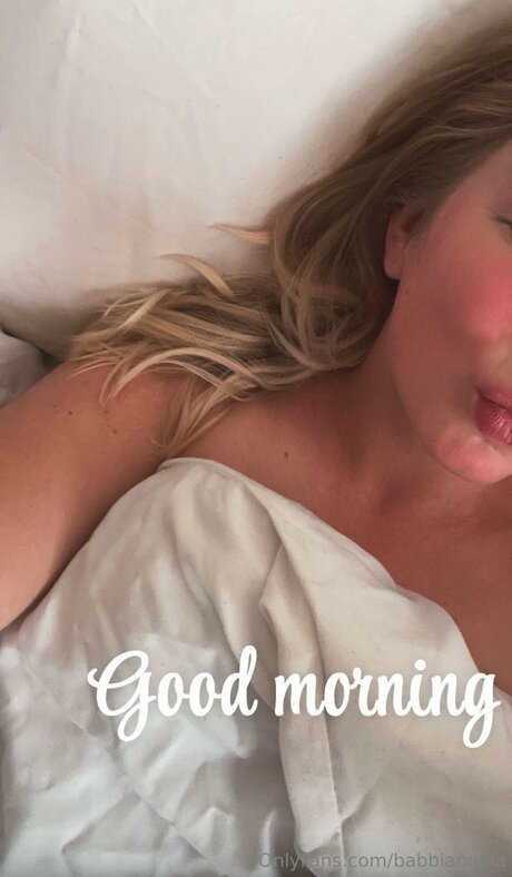 Babbiangela star erotic pic