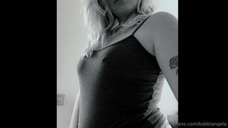 Babbiangela perfect pornstar pic