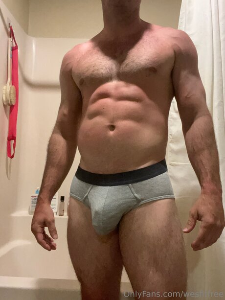 big tits brunette onlyfans free naked pic