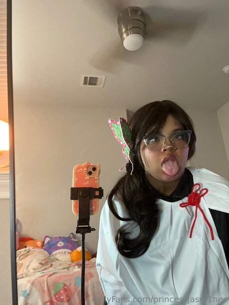 Princessjasm1nee naked star picture