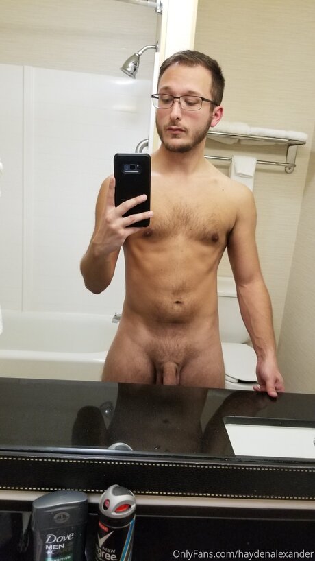 famous onlyfans hot naked img