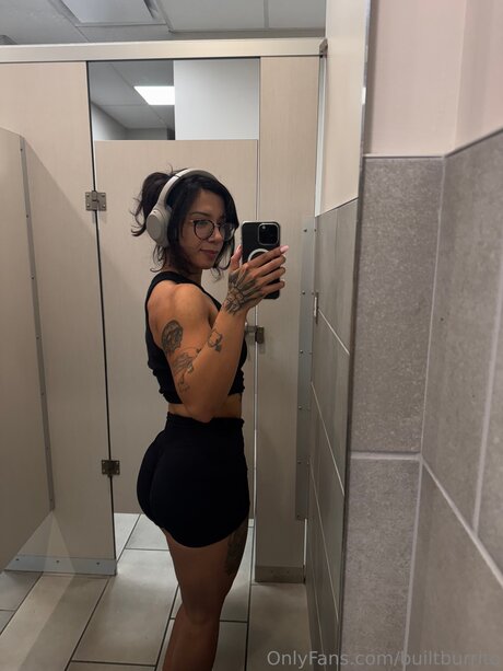 shemale outdoor onlyfans porn picture