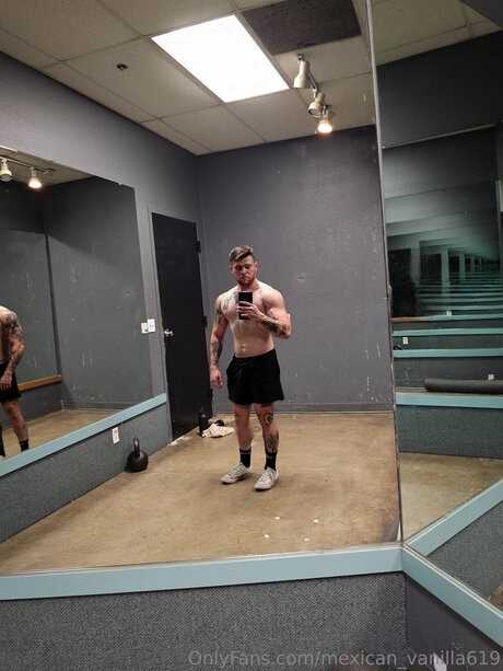 black muscle onlyfans pornos pic