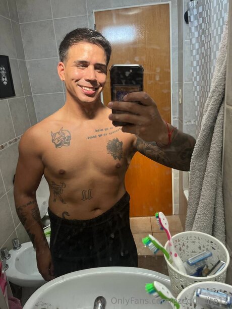 Ezequielito12 art model galleries