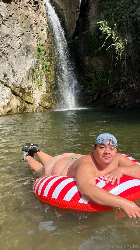 Kawaichubb art model pic