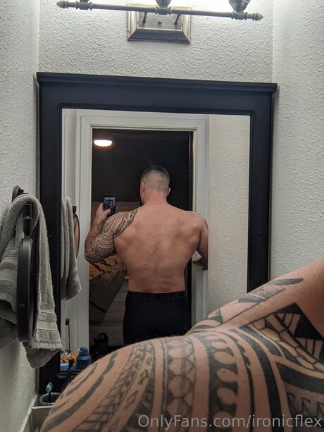 Ironicflex pornstar high quality picture