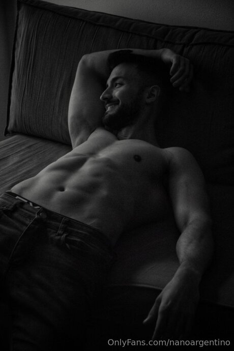 Nanoargentino star art pics