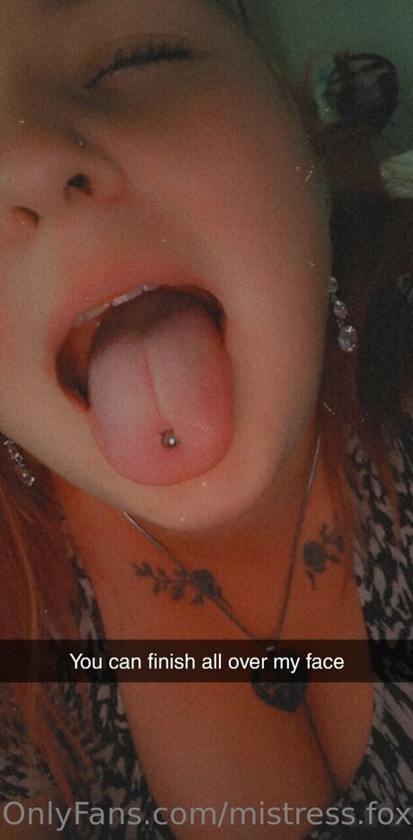 Mistress Foxx sexy star img
