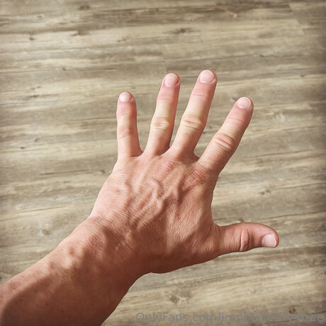 Ironbutterfly4free pornstar naked pic