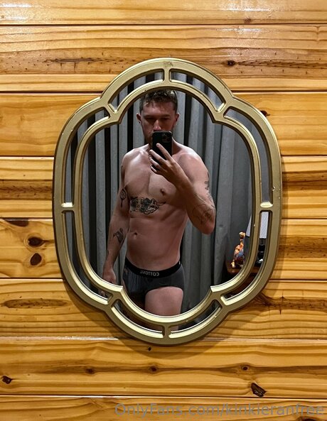 Kinkieranfree art star pic