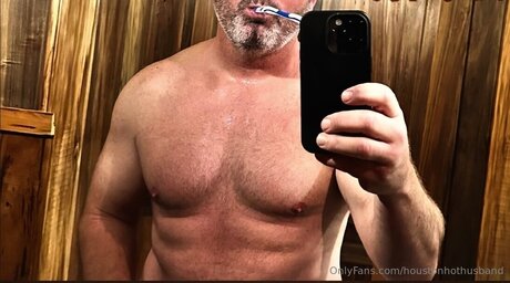 Houstonhothusband star top archive