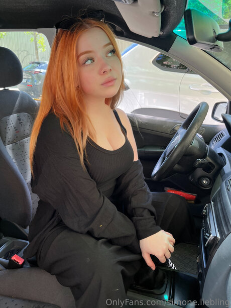 Simunka Show beautiful star gallery