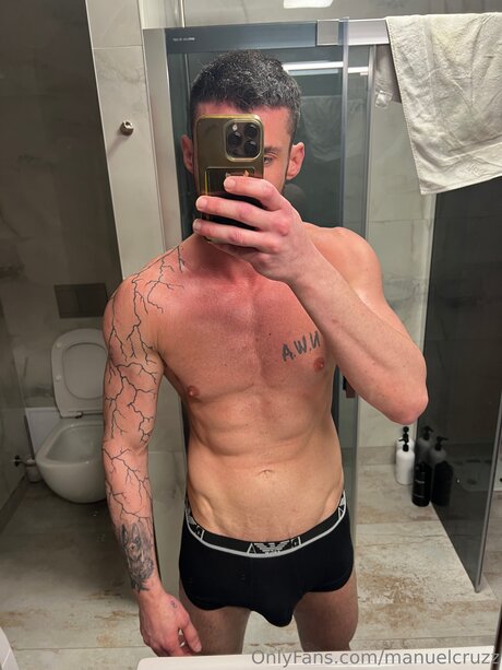 nerdy onlyfans pretty image