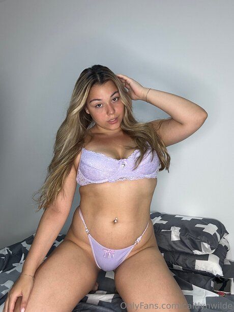 busty solo onlyfans pornos img