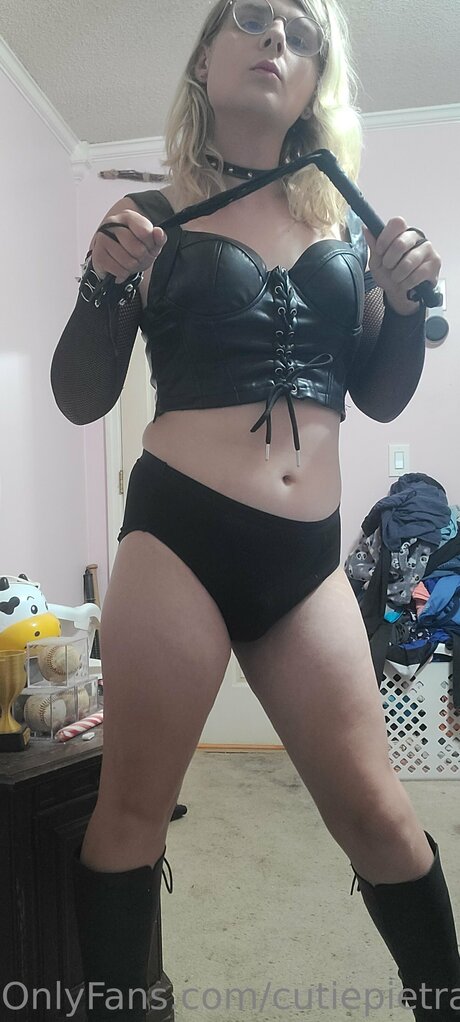 Cutiepietrans22 porn actress pic