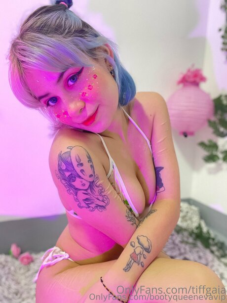 Bootyqueenevavip hot star picture