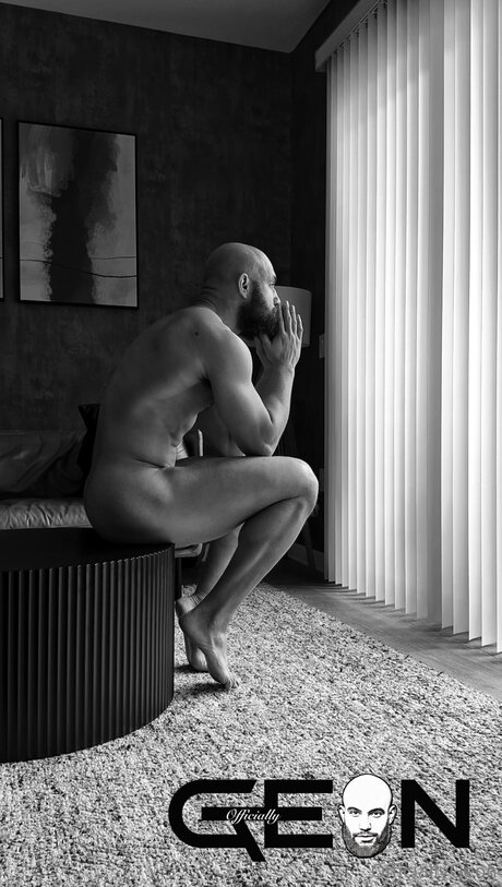 Officiallygeon beautiful actress image